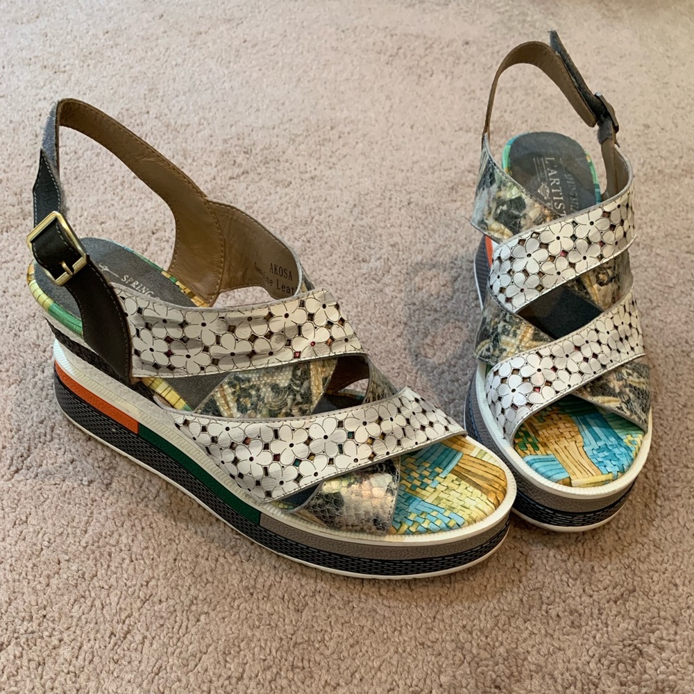 L’ Artiste Spring Step Sandal